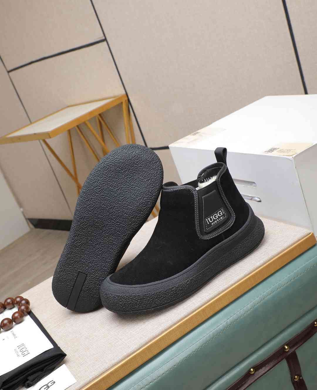 UGG Men’s IUGGI Sneakers 1190300