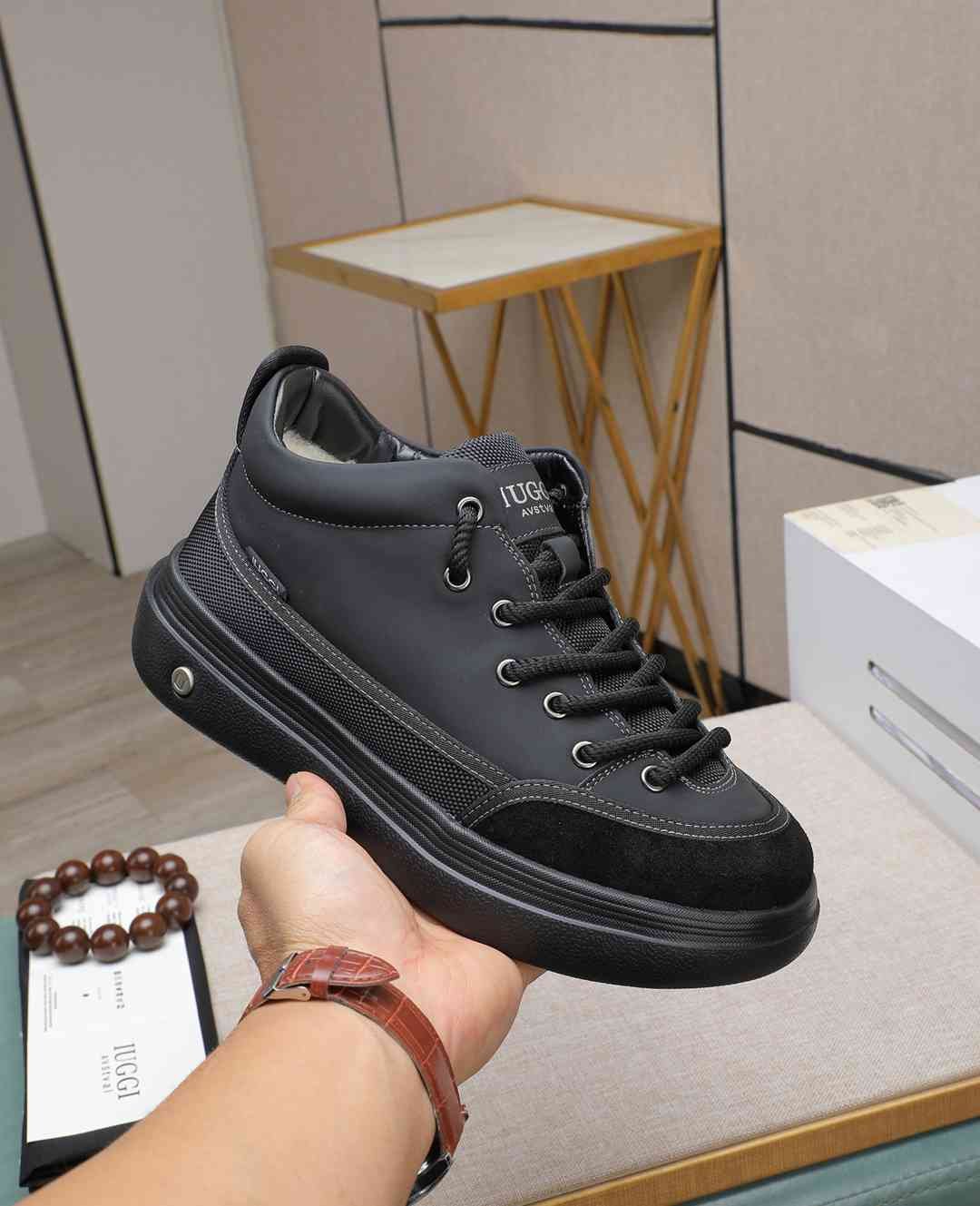 UGG Men’s IUGGI Sneakers 1190340