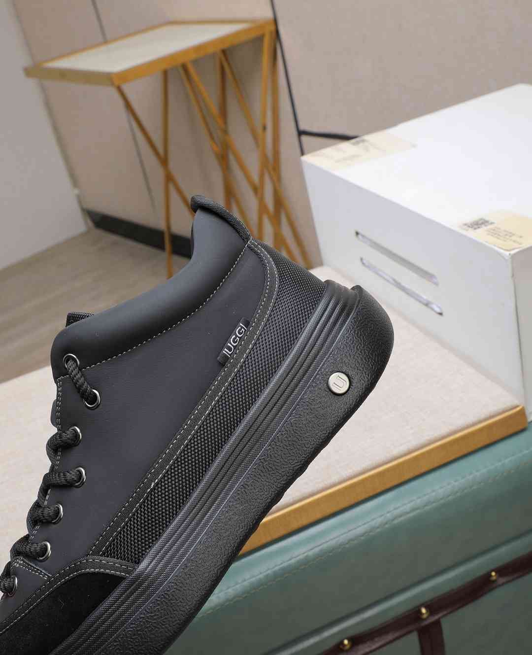 UGG Men’s IUGGI Sneakers 1190340