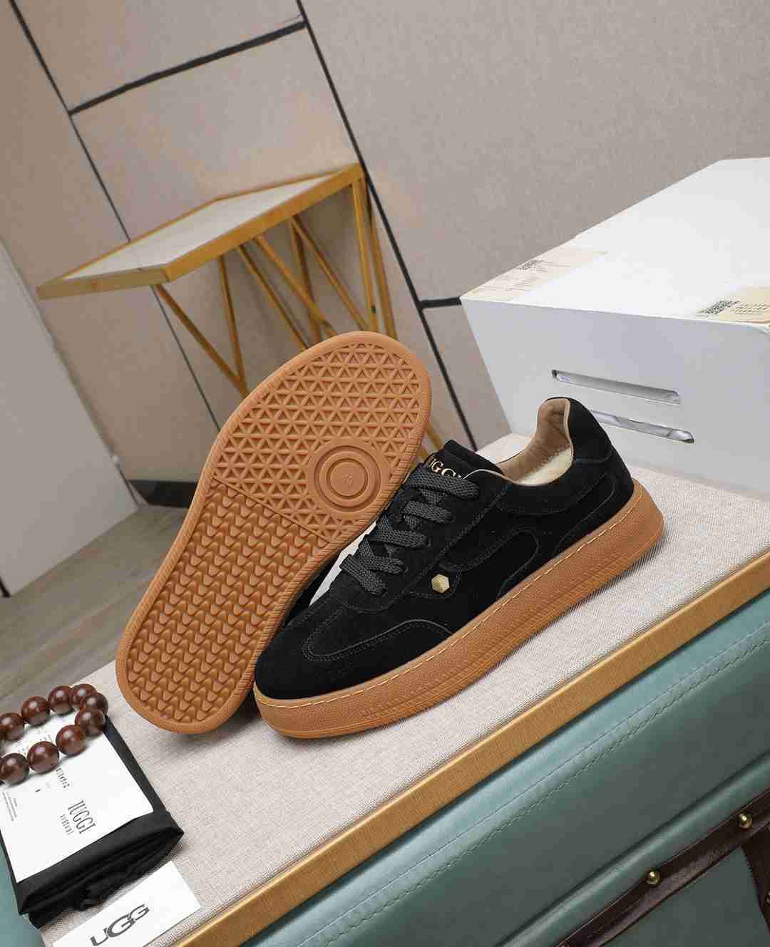 UGG Men’s IUGGI Sneakers Colorway 2 1190280-2