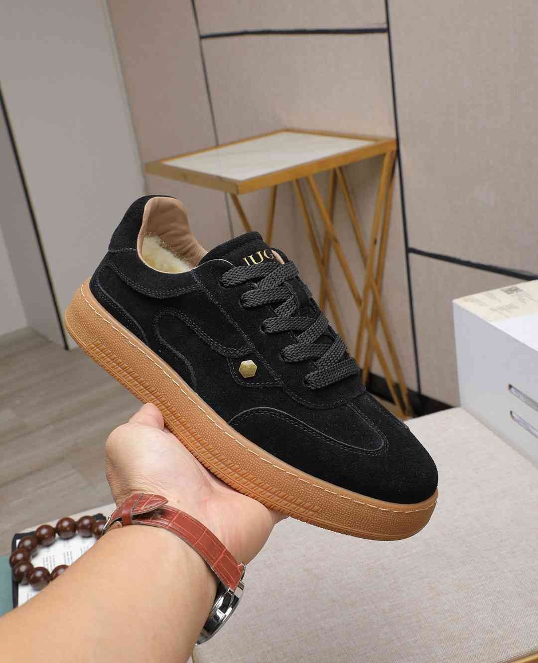 UGG Men’s IUGGI Sneakers Colorway 2 1190280-2