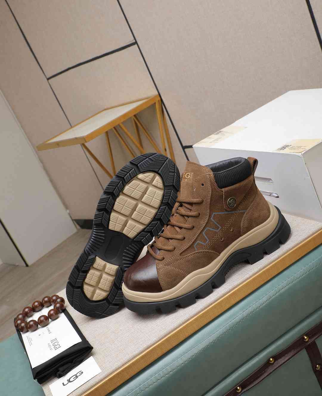 UGG Men’s IUGGI Sneakers 1190330