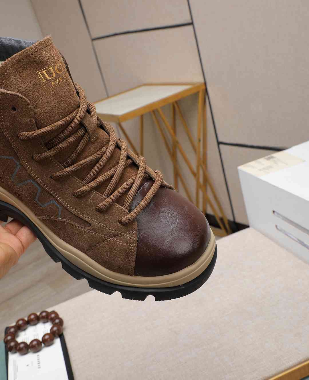 UGG Men’s IUGGI Sneakers 1190330