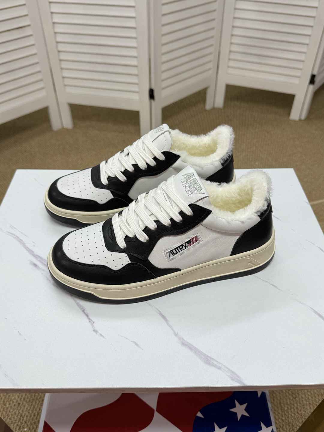 Loro Piana AUTRY MEDALIST Sneakers White Colorway 1 1625320-1