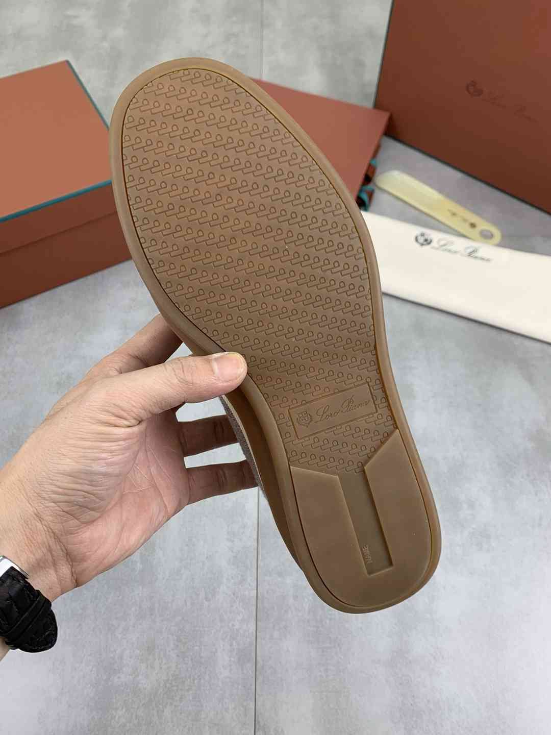 Loro Piana Loro Piana Designer Sneakers Colorway 10 1081400-10