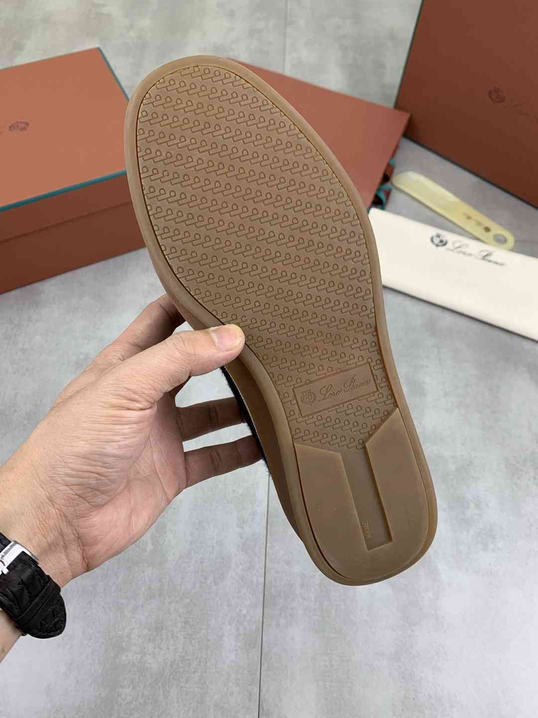 Loro Piana Loro Piana Designer Sneakers Colorway 9 1081400-9