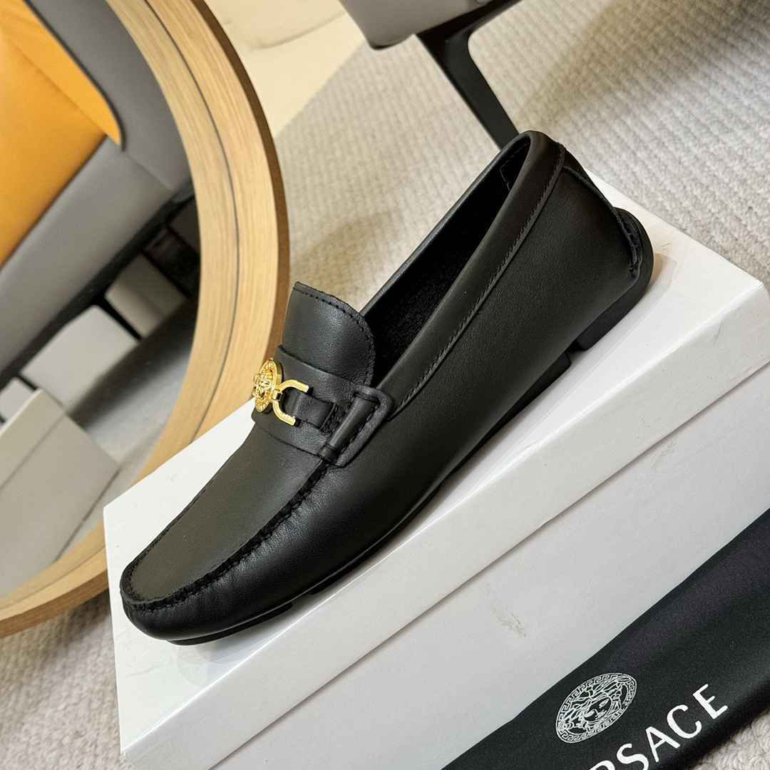 Versace Men’s LOGO Low-Top Sneakers Colorway 4 1335230-4