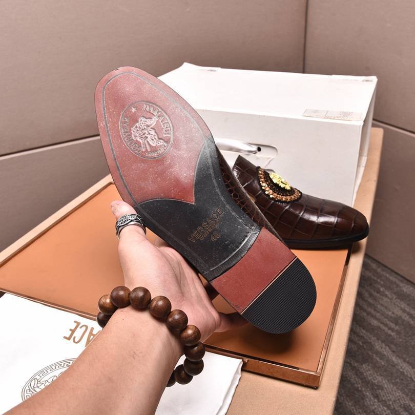 Versace Men’s Leather Dress Shoes Colorway 1 1190280-1