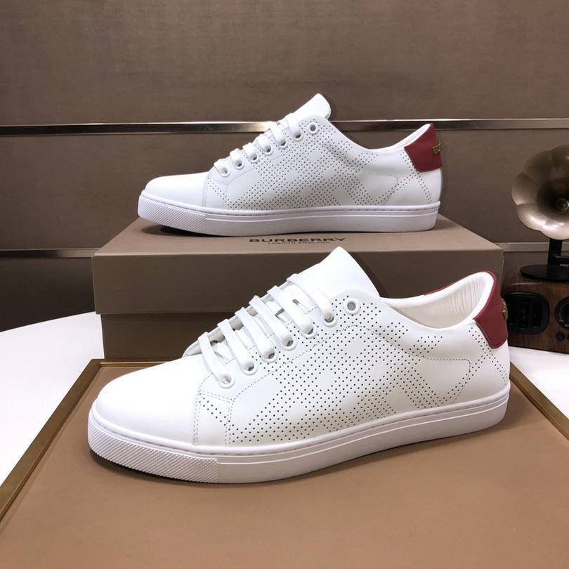 Burberry Leather Low-Top Sneakers Colorway 4 1725260-4