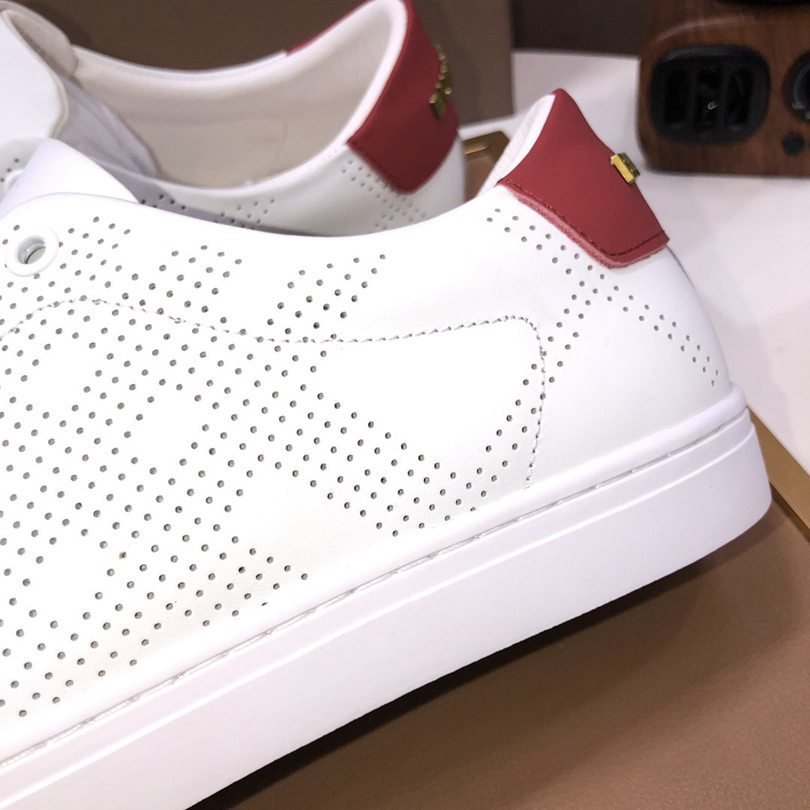 Burberry Leather Low-Top Sneakers Colorway 4 1725260-4
