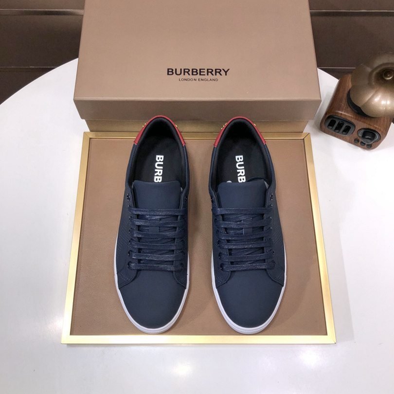 Burberry Leather Low-Top Sneakers Colorway 3 1725260-3