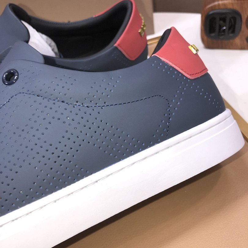 Burberry Leather Low-Top Sneakers Colorway 3 1725260-3