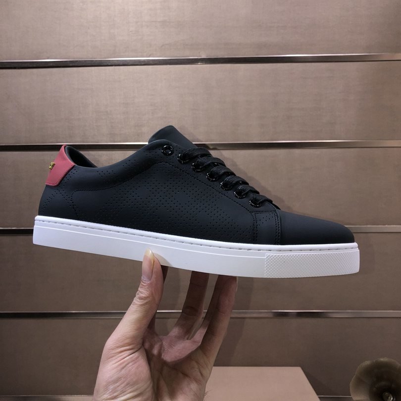 Burberry Leather Low-Top Sneakers Colorway 2 1725260-2