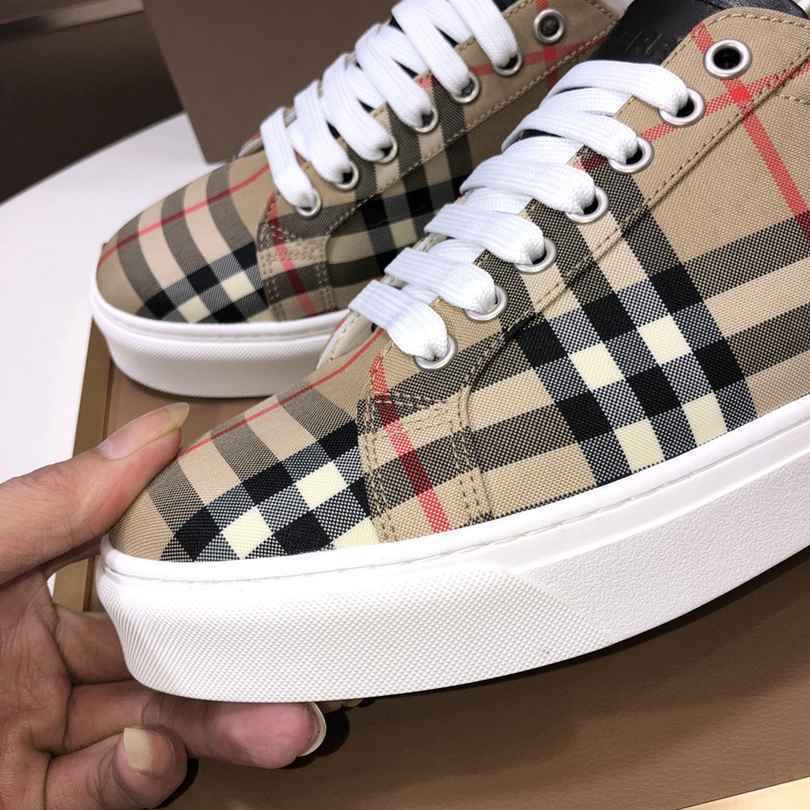 Burberry Leather Low-Top Sneakers 1725260