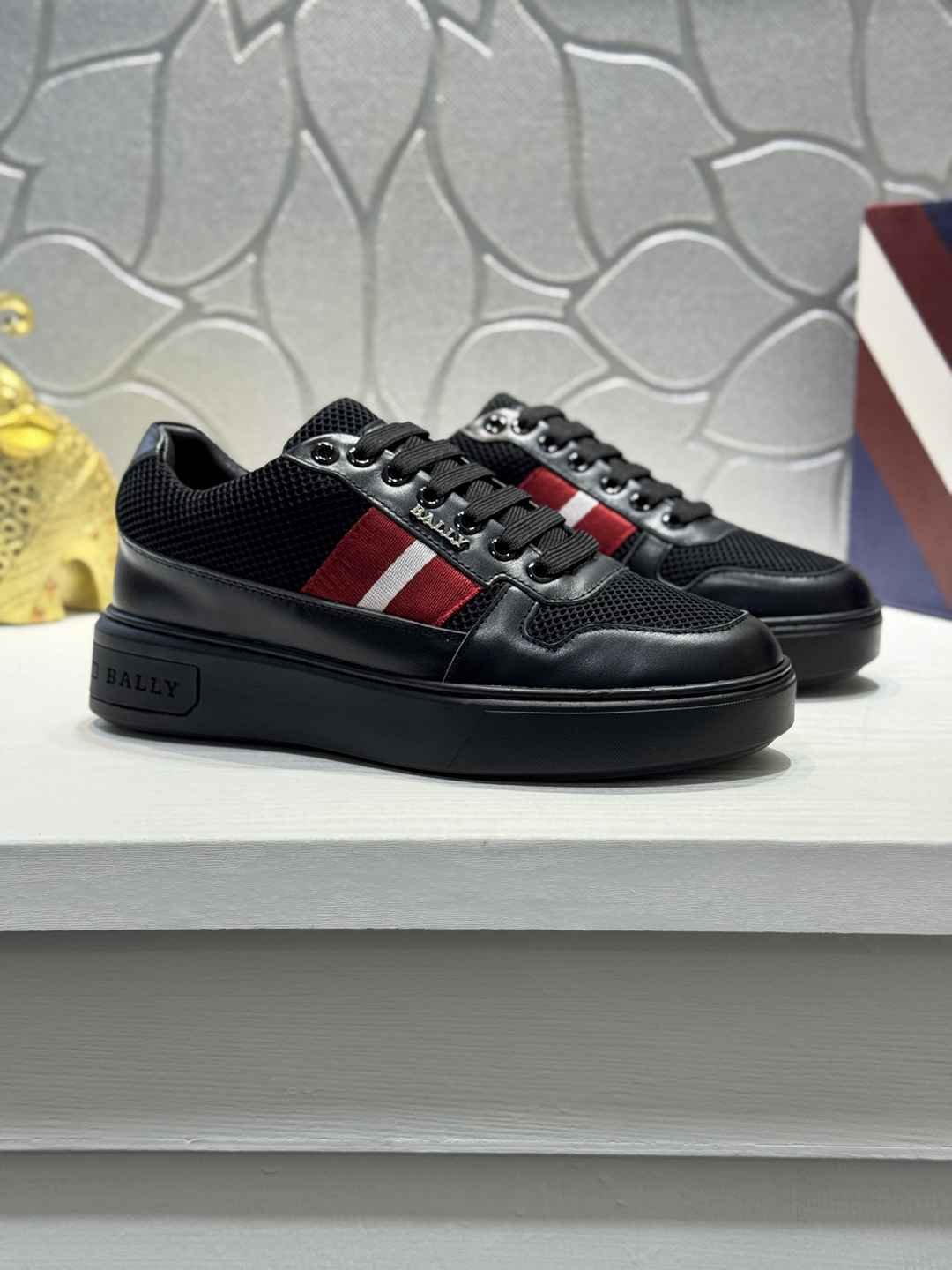 Bally Men's OM Sneakers Colorway 1 1720220-1