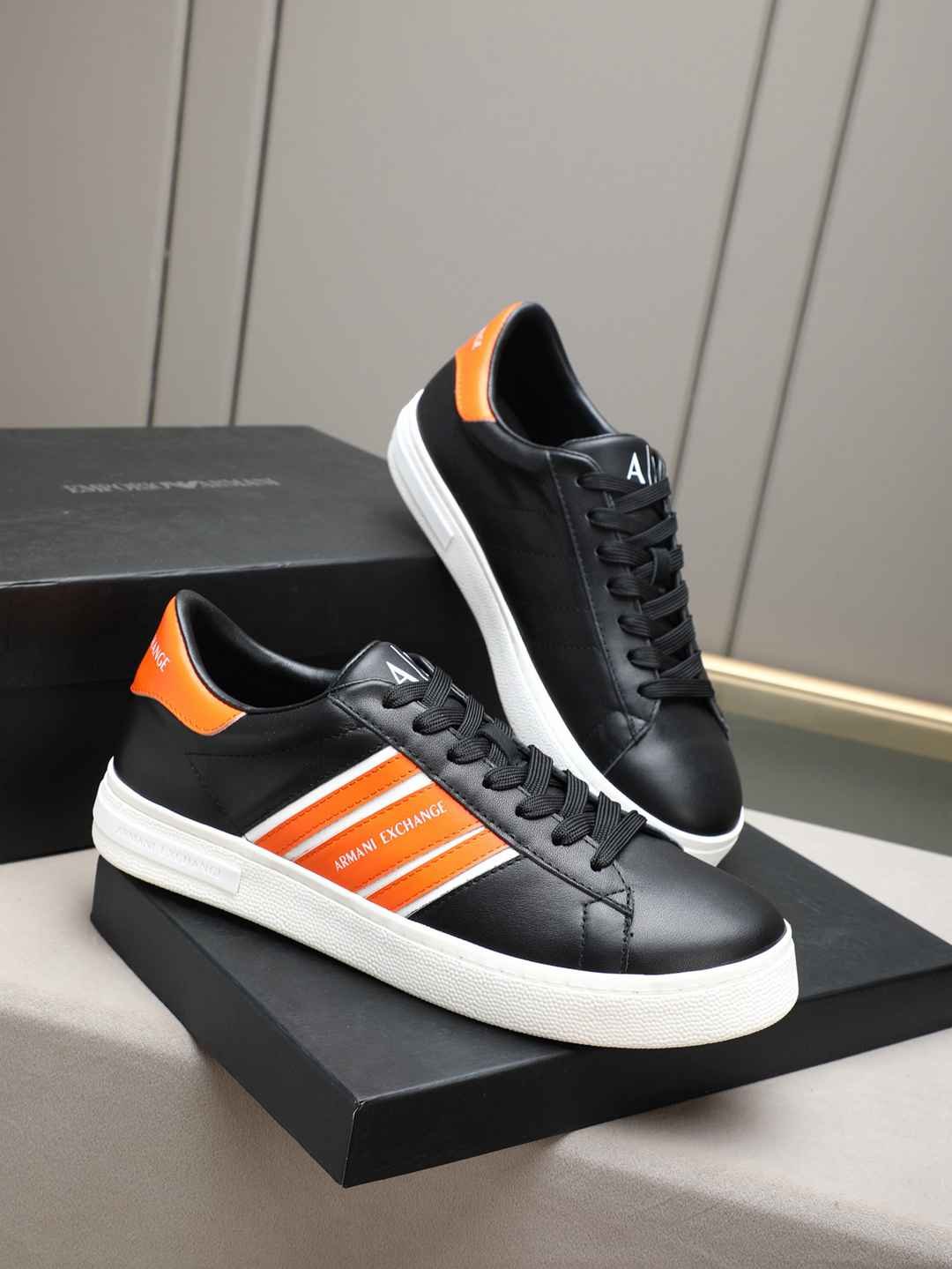 Armani GIORGIOARMANI Casual Sneakers Colorway 13 1308240-13