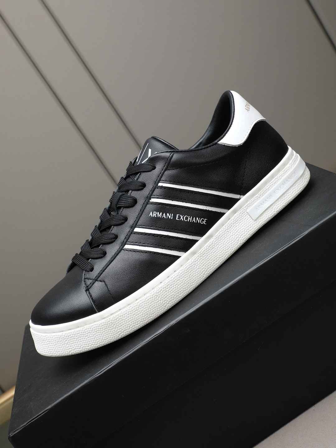 Armani GIORGIOARMANI Casual Sneakers Colorway 12 1308240-12