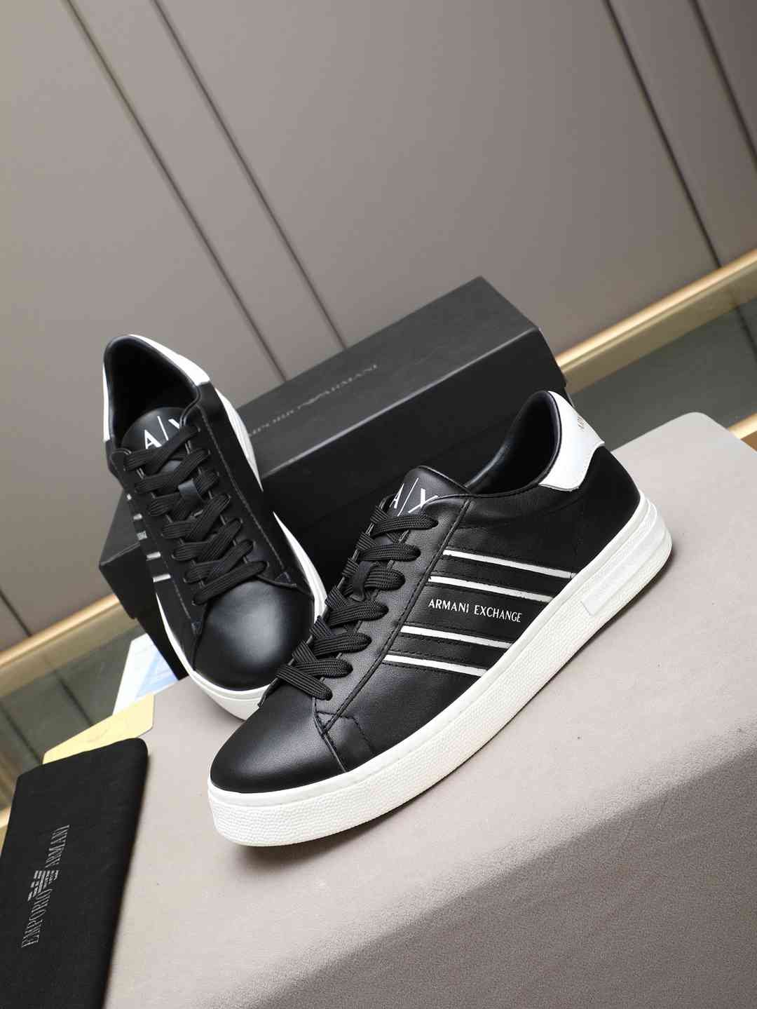 Armani GIORGIOARMANI Casual Sneakers Colorway 12 1308240-12