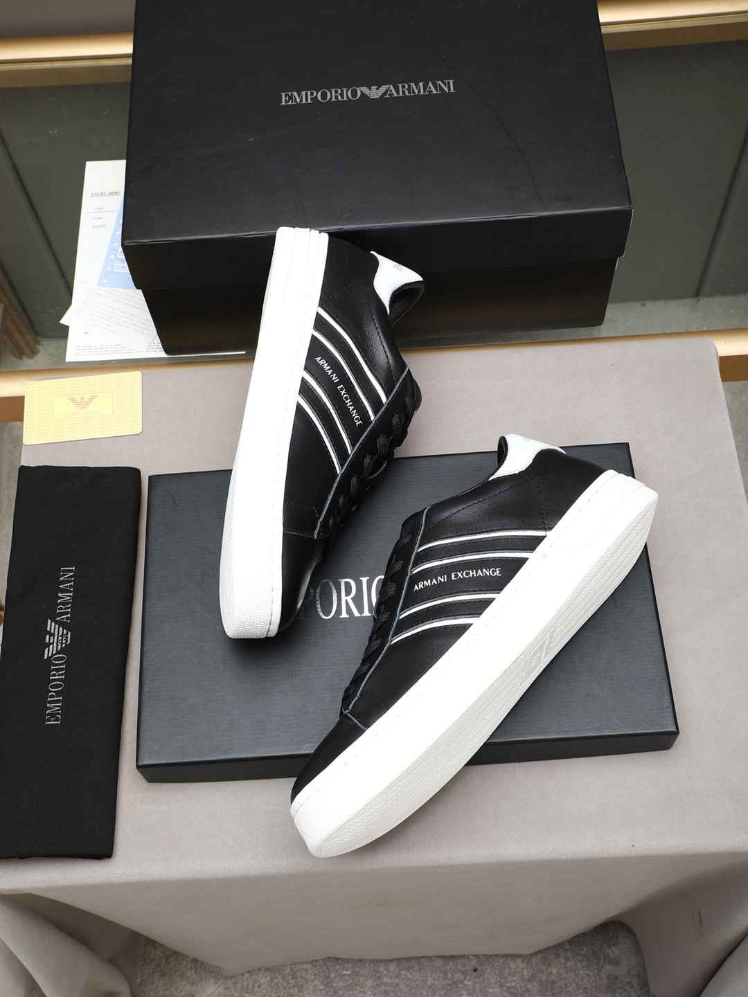 Armani GIORGIOARMANI Casual Sneakers Colorway 12 1308240-12