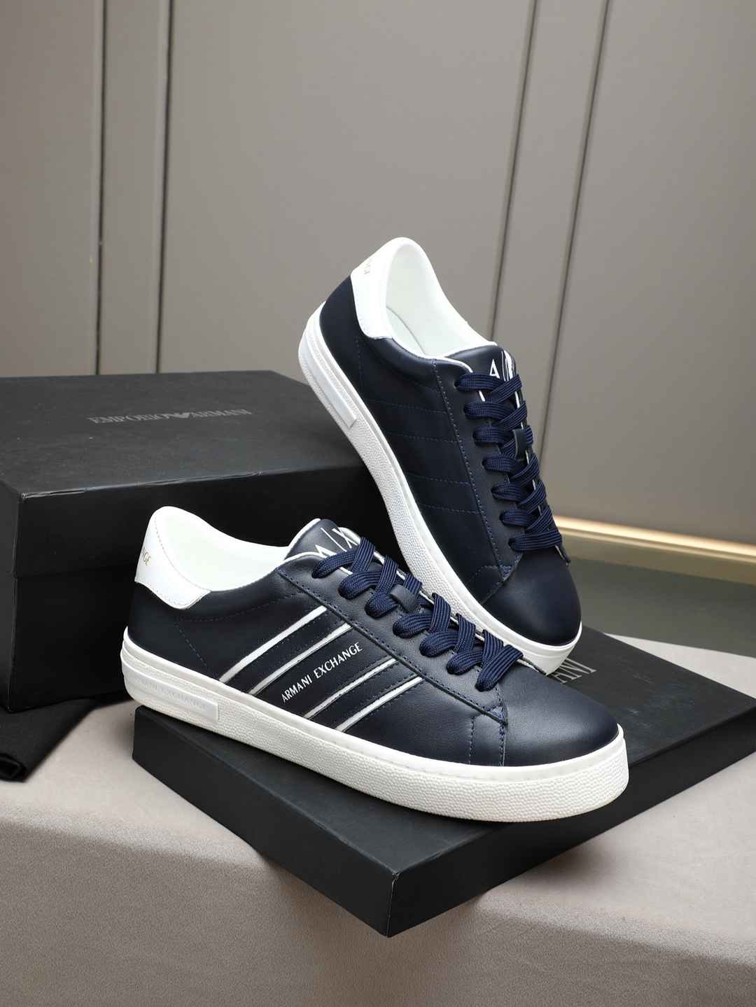 Armani GIORGIOARMANI Casual Sneakers Colorway 11 1308240-11