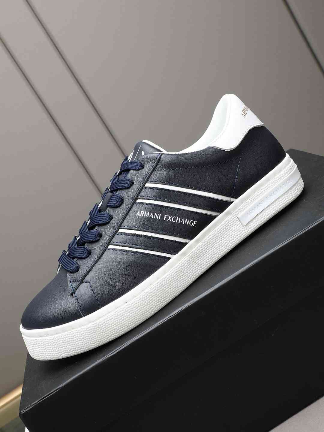 Armani GIORGIOARMANI Casual Sneakers Colorway 11 1308240-11