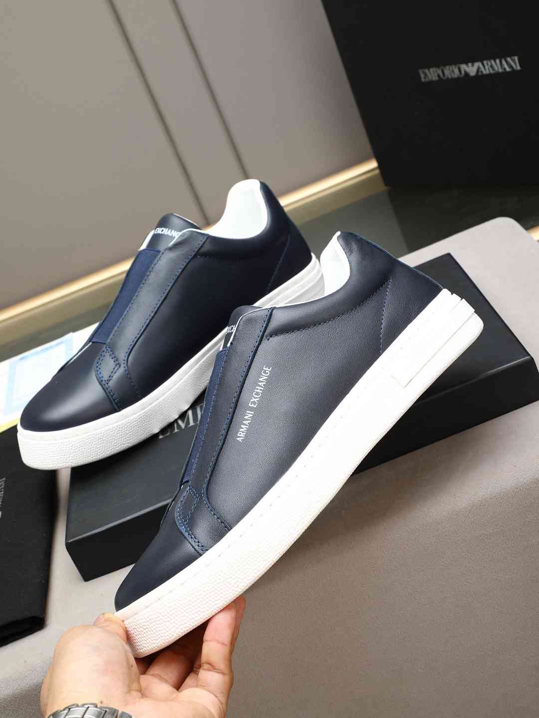 Armani GIORGIOARMANI Casual Sneakers Colorway 8 1308240-8