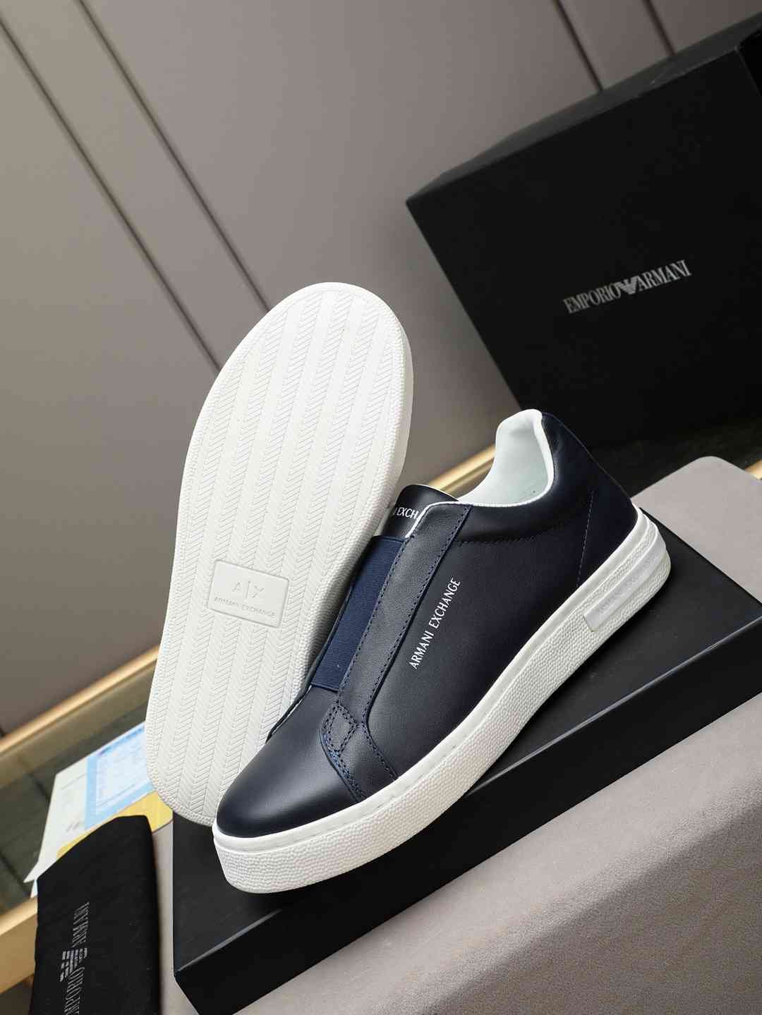 Armani GIORGIOARMANI Casual Sneakers Colorway 8 1308240-8