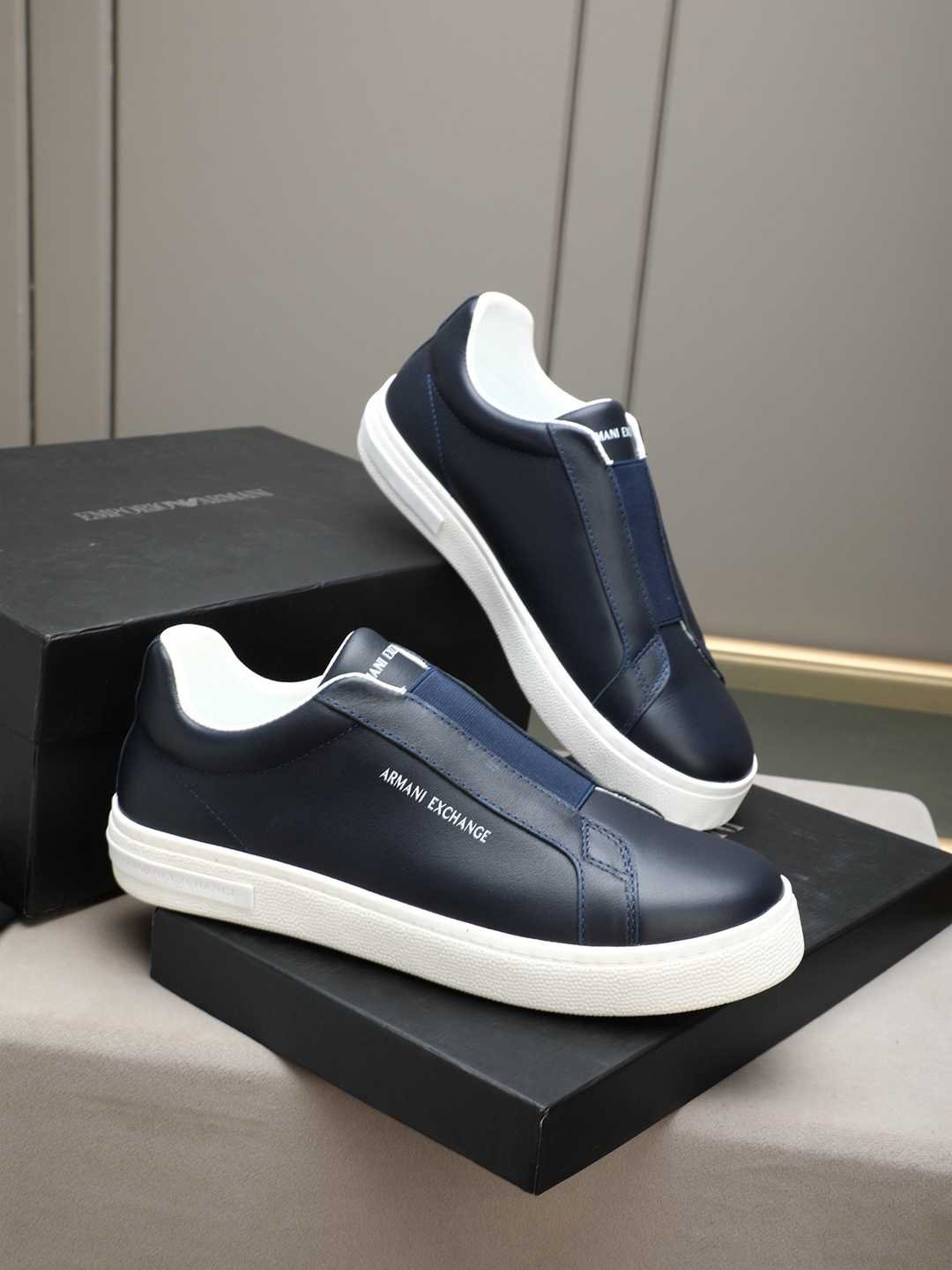 Armani GIORGIOARMANI Casual Sneakers Colorway 8 1308240-8