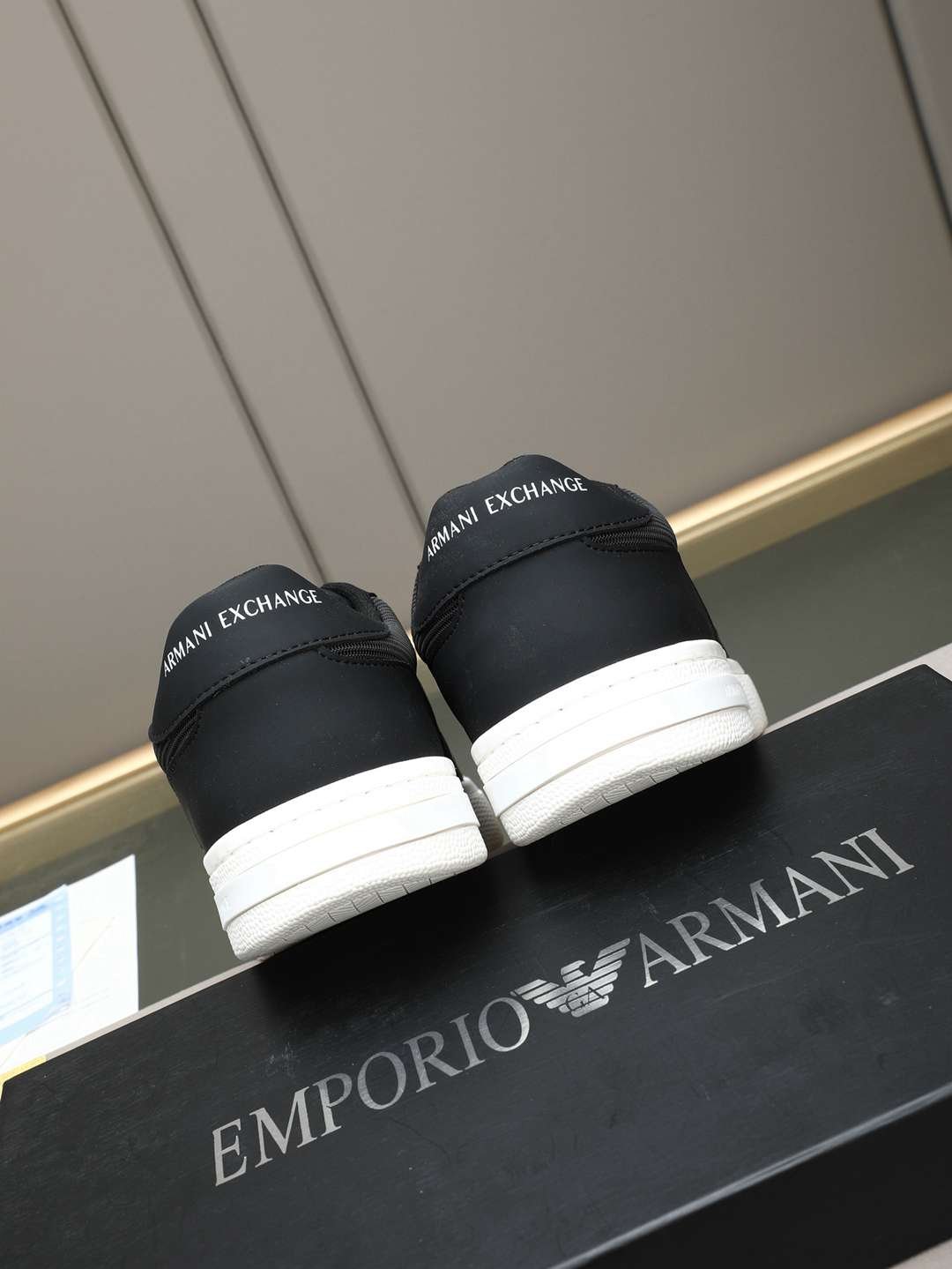 Armani GIORGIOARMANI Casual Sneakers Colorway 2 1308220-2