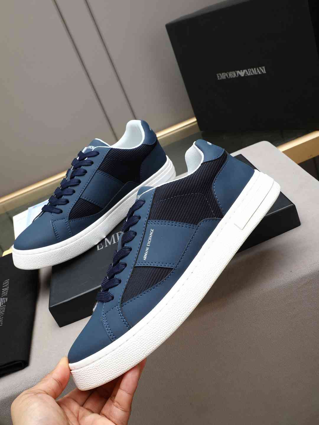 Armani GIORGIOARMANI Casual Sneakers Colorway 1 1308220-1
