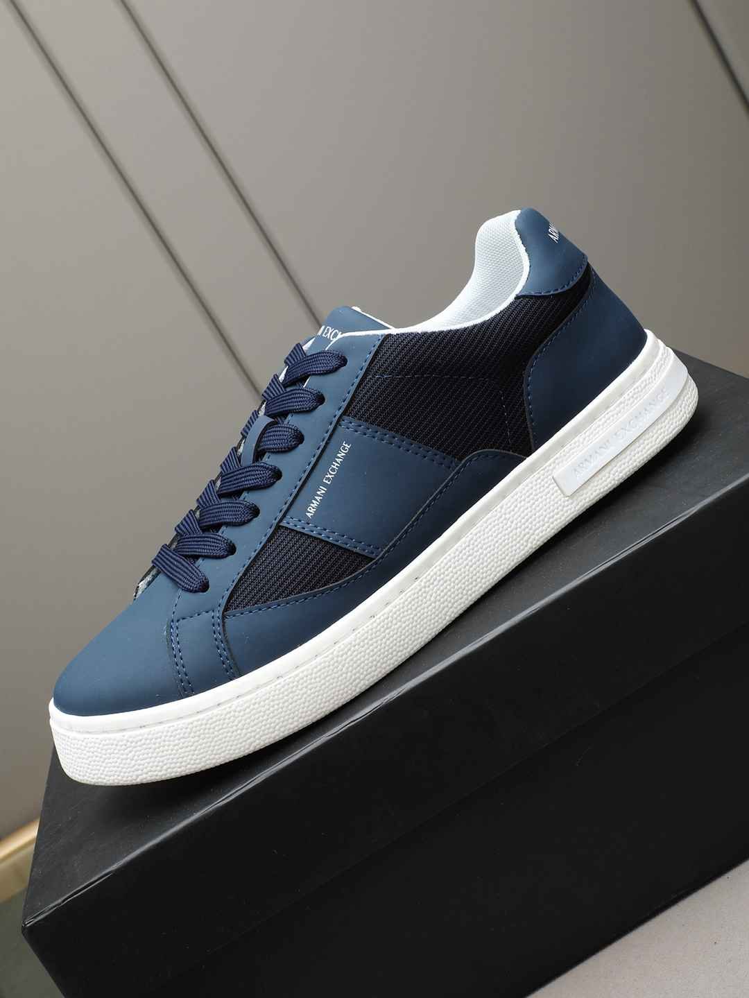 Armani GIORGIOARMANI Casual Sneakers Colorway 1 1308220-1