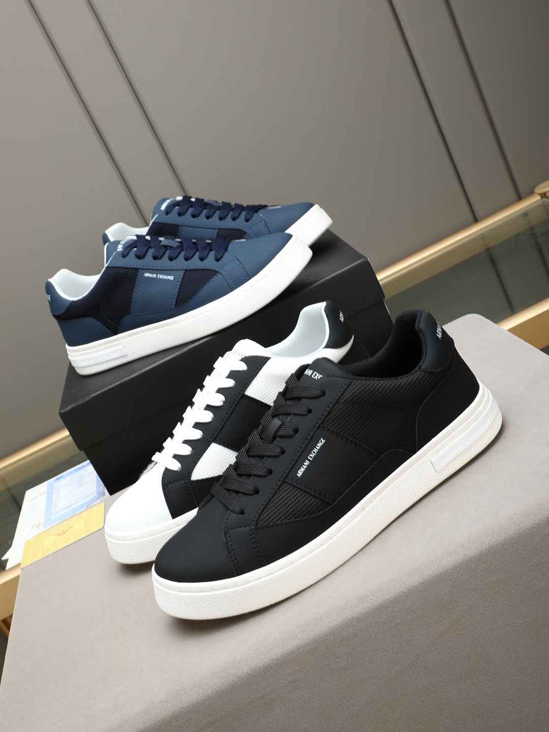 Armani GIORGIOARMANI Casual Sneakers Colorway 1 1308220-1