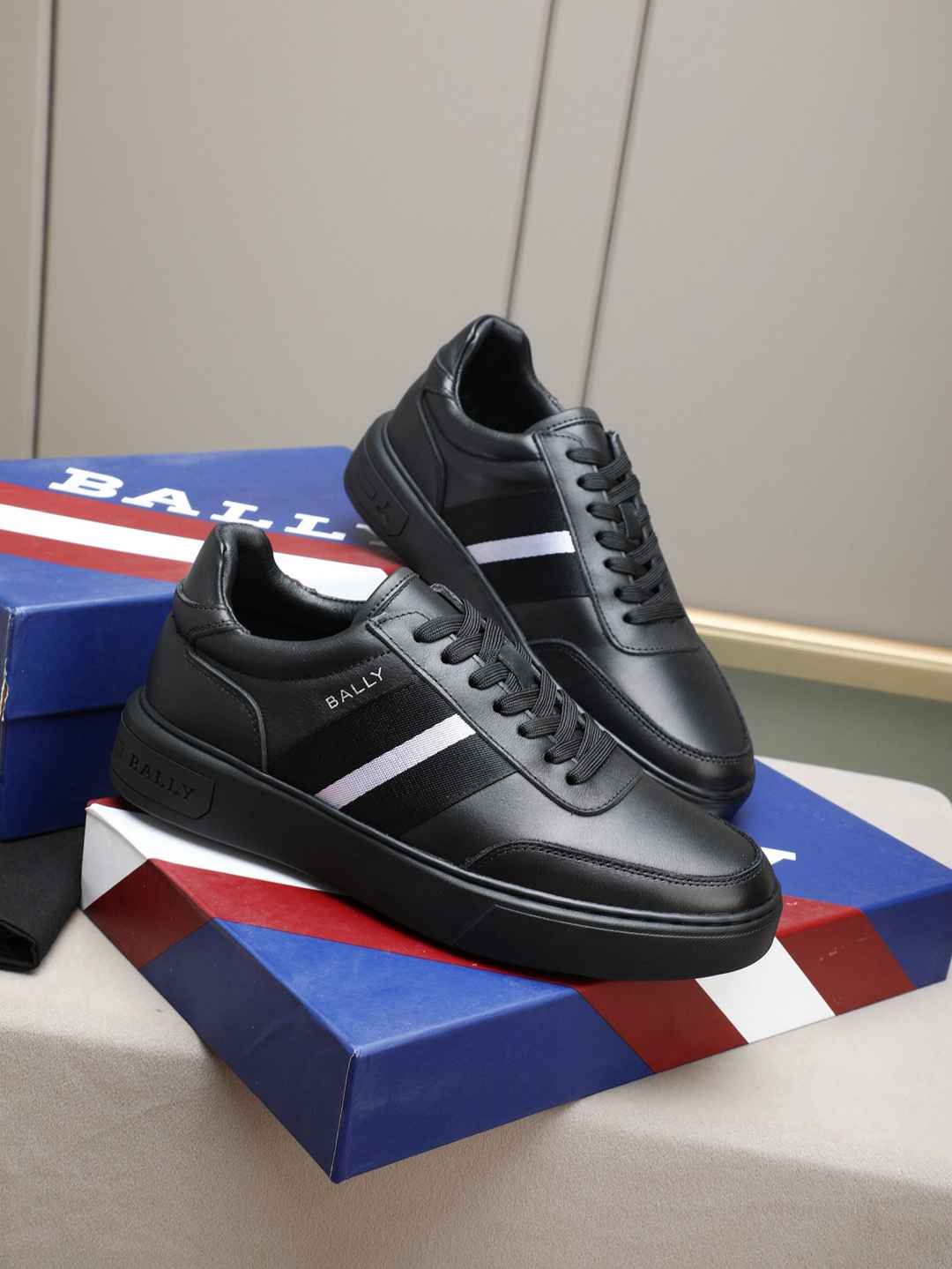 Bally Leather Low-Top Sneakers Colorway 2 1308240-2