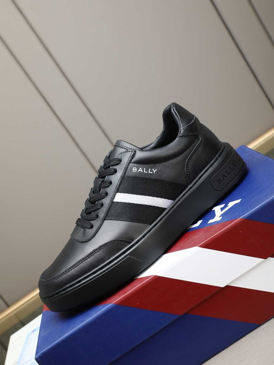 Bally Leather Low-Top Sneakers Colorway 2 1308240-2