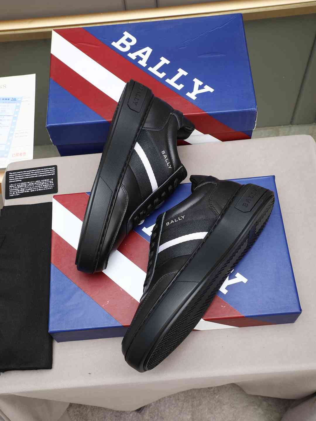 Bally Leather Low-Top Sneakers Colorway 2 1308240-2