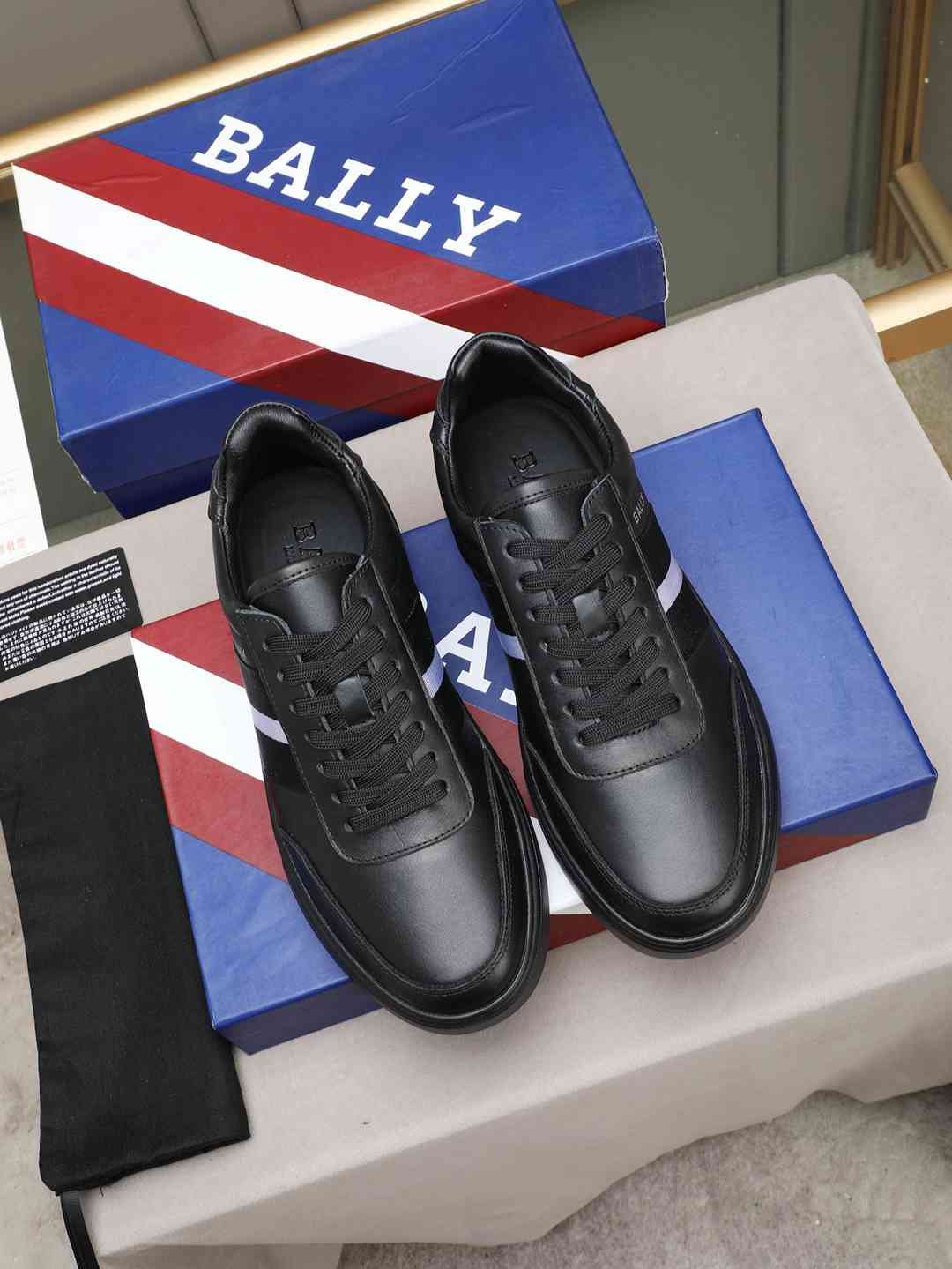 Bally Leather Low-Top Sneakers Colorway 2 1308240-2