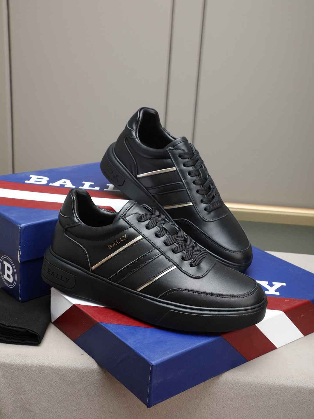 Bally Leather Low-Top Sneakers Colorway 1 1308240-1