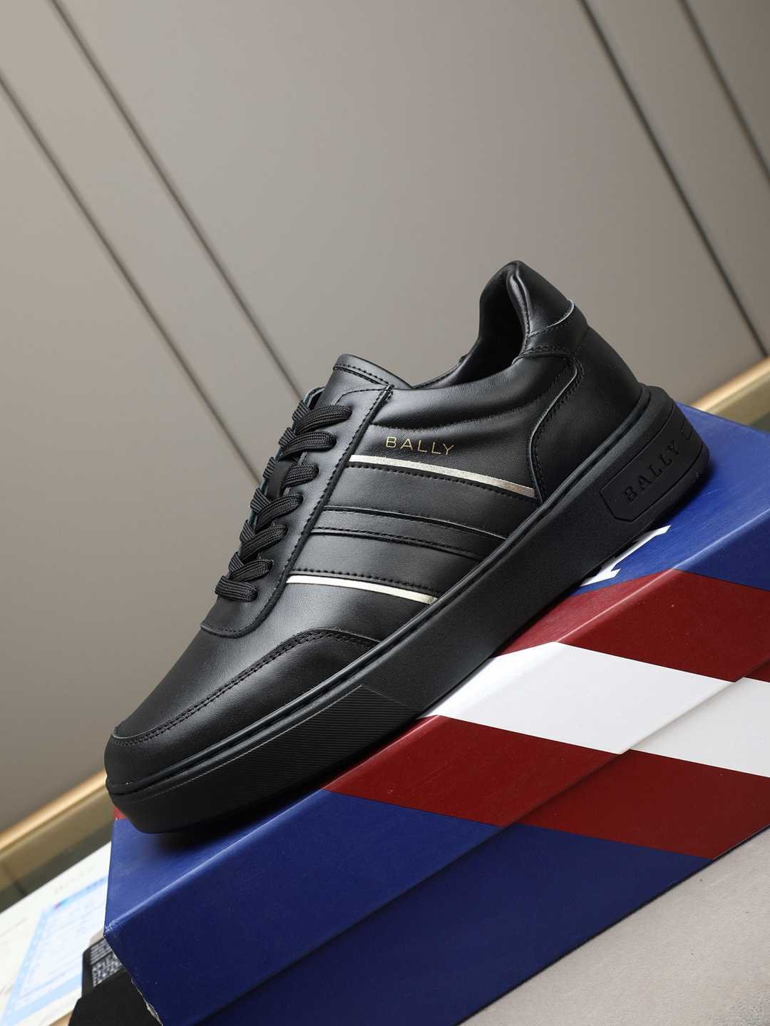Bally Leather Low-Top Sneakers Colorway 1 1308240-1