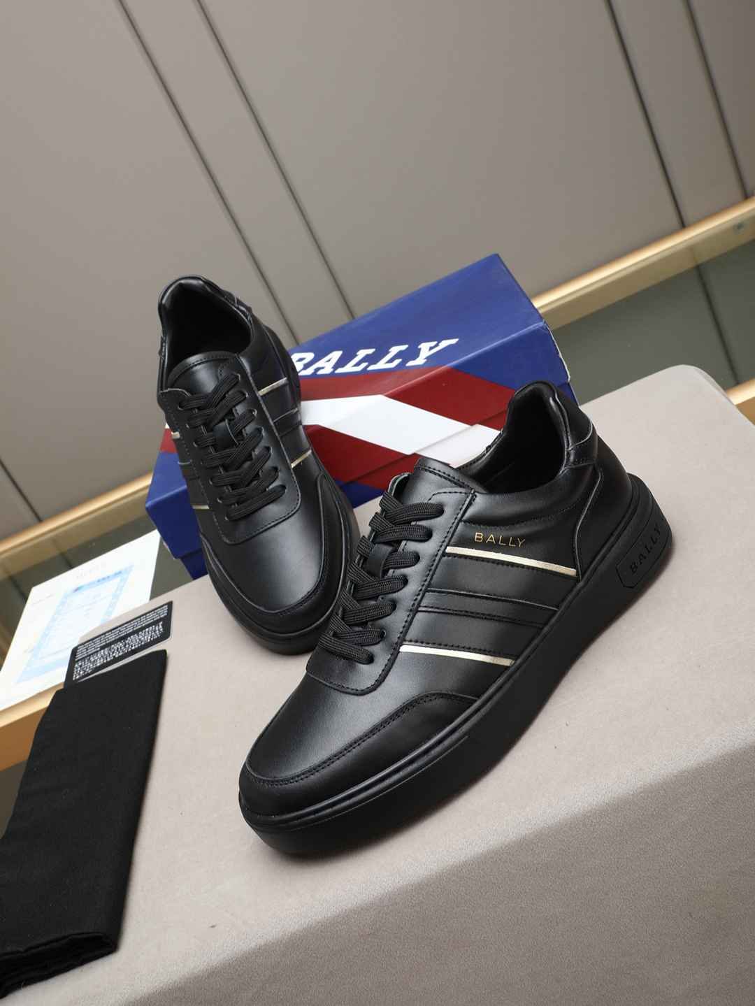 Bally Leather Low-Top Sneakers Colorway 1 1308240-1