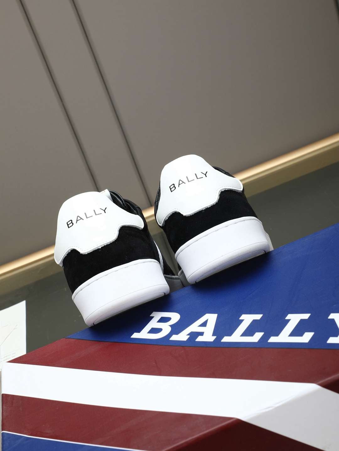 Bally Leather Low-Top Sneakers Colorway 3 1308230-3