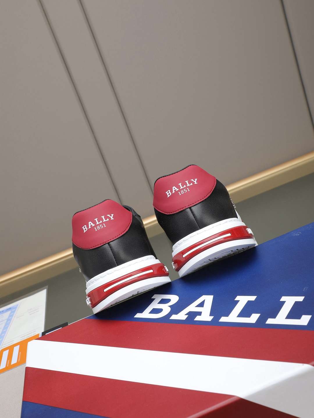 Bally Logo Casual Sneakers Colorway 1 1308230-1