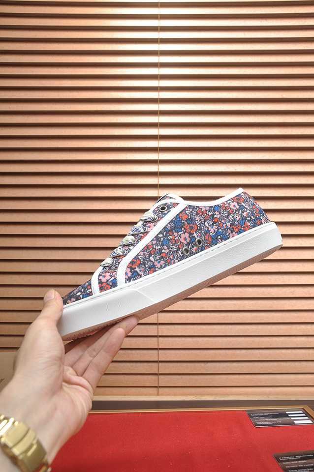 Burberry Leather Low-Top Sneakers 1133250
