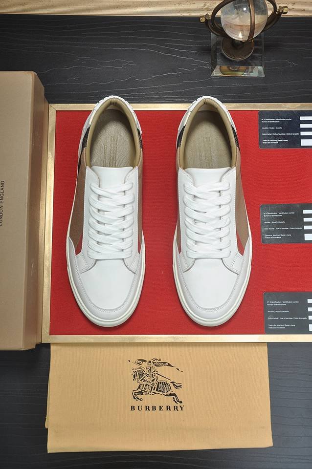 Burberry Leather Low-Top Sneakers Colorway 40 1133260-40