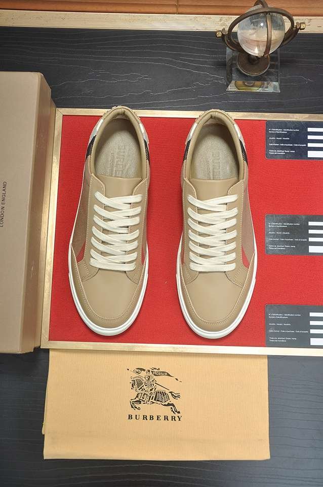 Burberry Leather Low-Top Sneakers Colorway 39 1133260-39