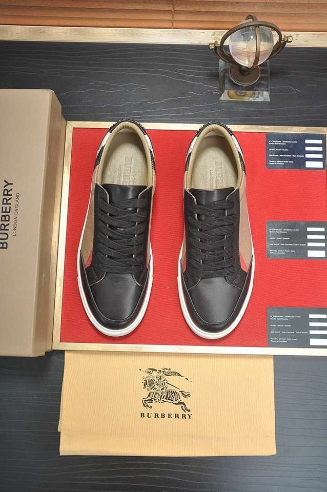 Burberry Leather Low-Top Sneakers Colorway 38 1133260-38