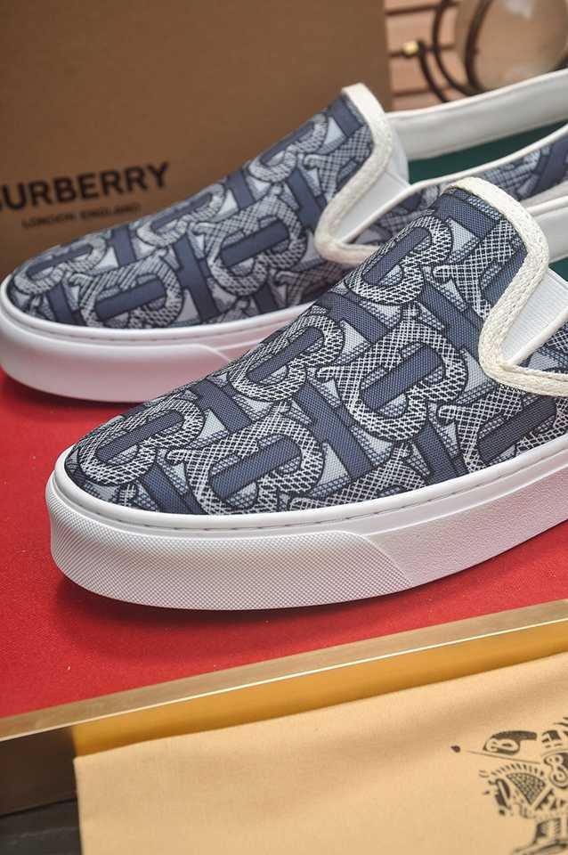 Burberry Leather Low-Top Sneakers 1133220