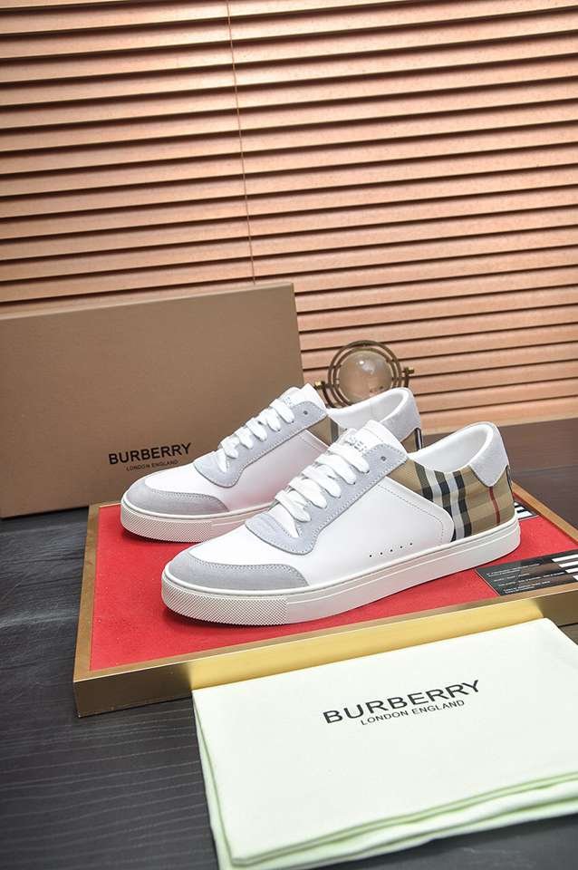 Burberry Leather Low-Top Sneakers Colorway 13 1133260-13
