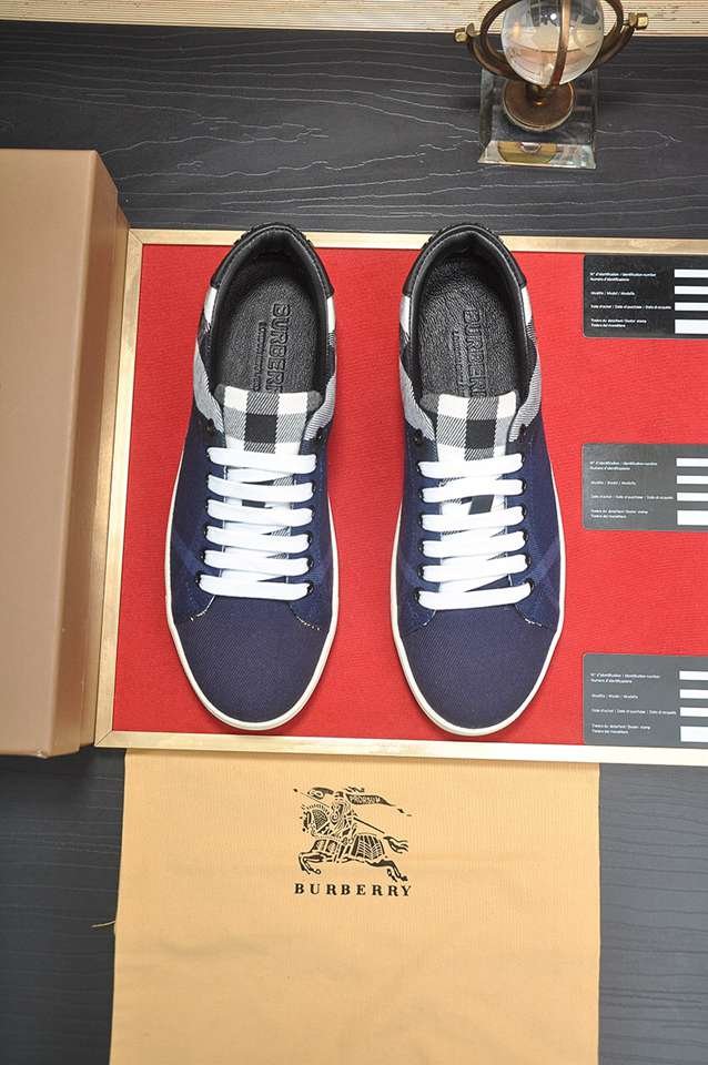 Burberry Leather Low-Top Sneakers Colorway 6 1133260-6