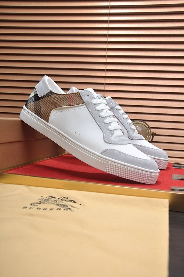 Burberry Leather Low-Top Sneakers Colorway 4 1133260-4