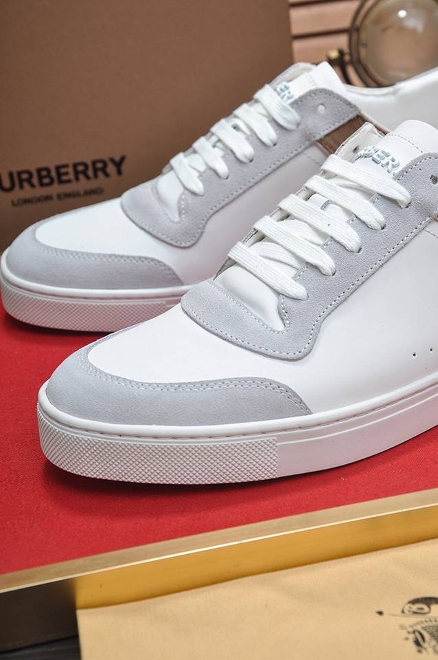 Burberry Leather Low-Top Sneakers Colorway 4 1133260-4